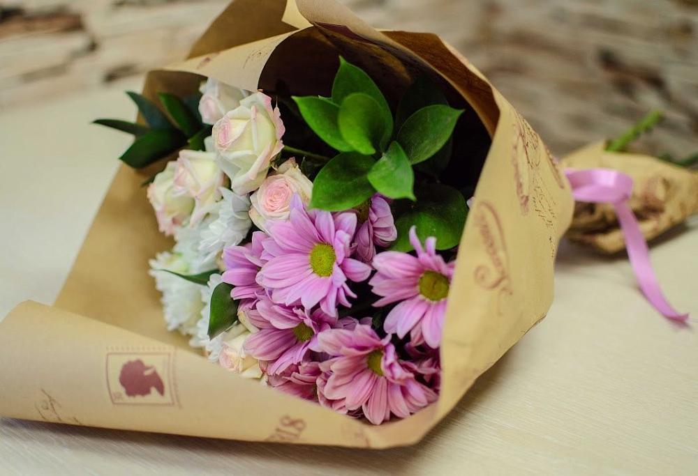 Букет цветов из: Розы и Хризантемы в Слободе Воронежской области