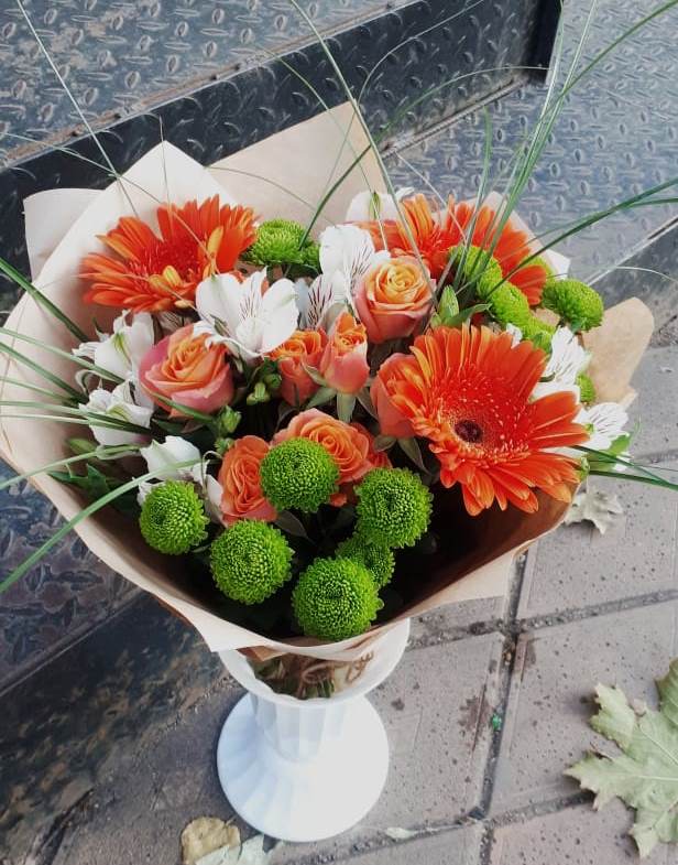 Букет цветов из: Герберы, Хризантемы, Альстромерии и Розы в Слободе Воронежской области