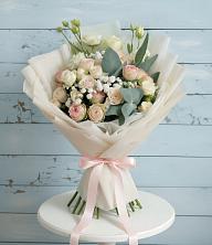 Букет цветов из:  Розы и Лизиантусы в Слободе Воронежской области