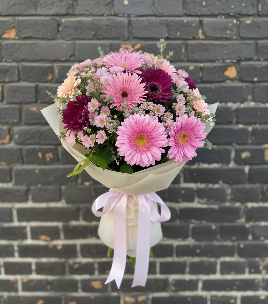 Букет цветов из: Герберы и Хризантемы в Слободе Воронежской области