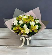 Букет цветов из:  Орхидеи и Розы в Слободе Воронежской области