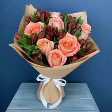Букет цветов из:  Розы и Альстромерии в Слободе Воронежской области