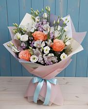 Букет цветов из:  Лизиантусы, Розы, Альстромерии и Гипсофила в Слободе Воронежской области