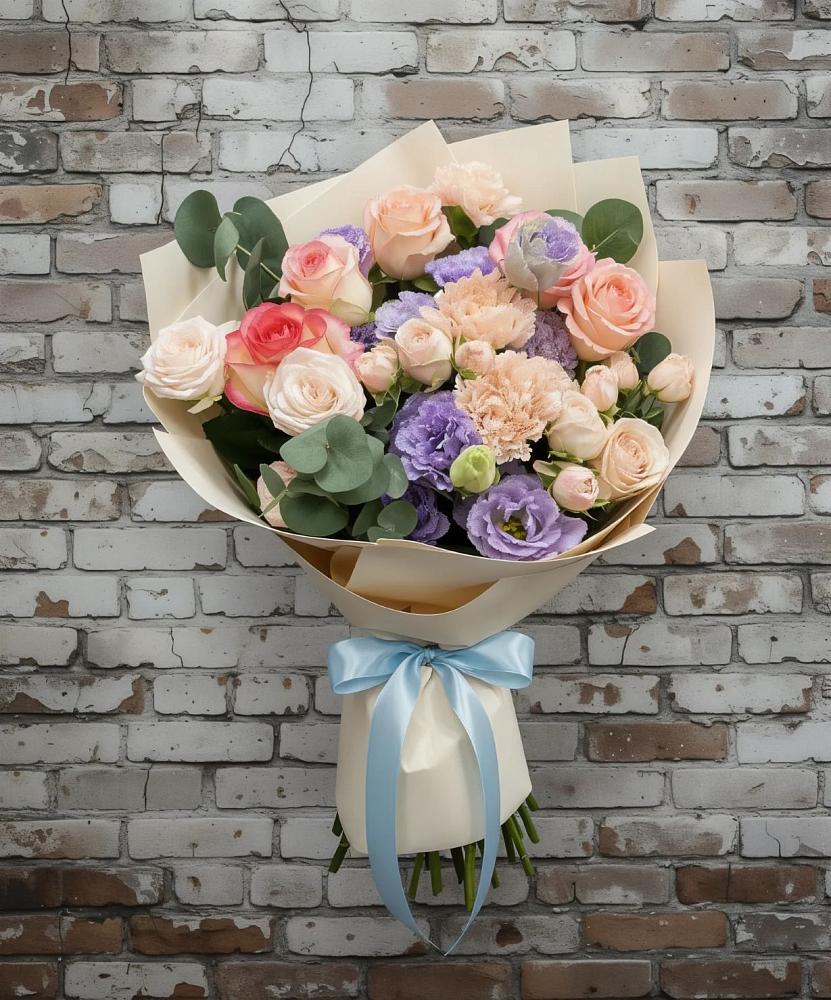 Букет цветов из: Розы, Лизиантусы и Гвоздики в Слободе Воронежской области