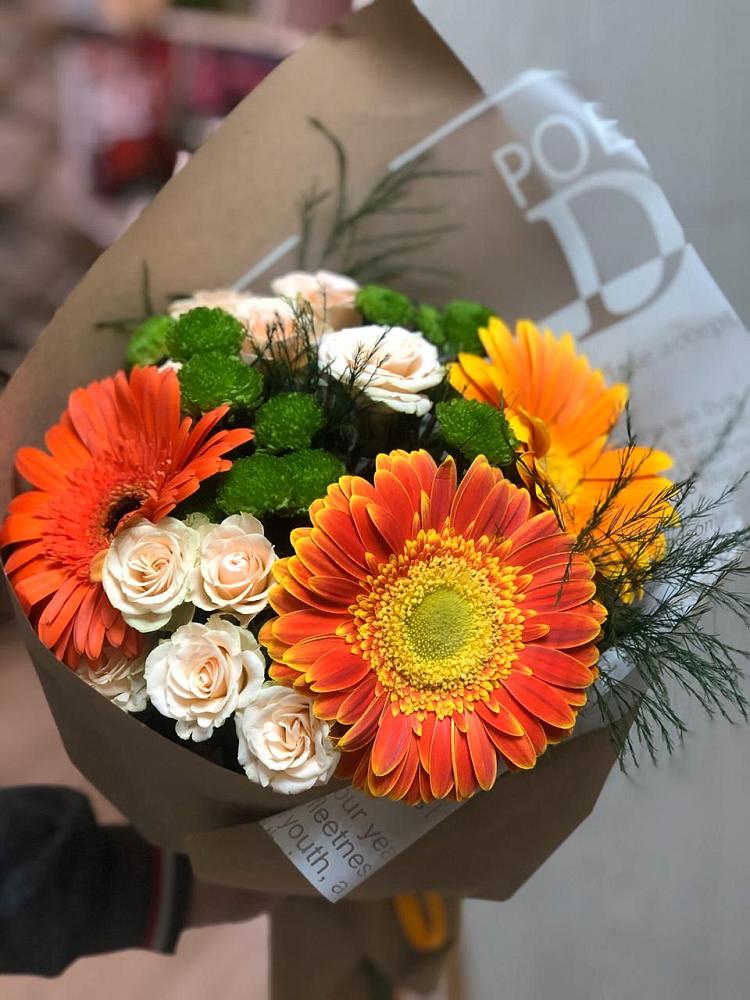 Букет цветов из: Герберы, Хризантемы и Розы в Слободе Воронежской области